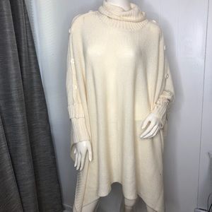 Lane Bryant cream Pancho sweater 14 to 20 SO CUTE
